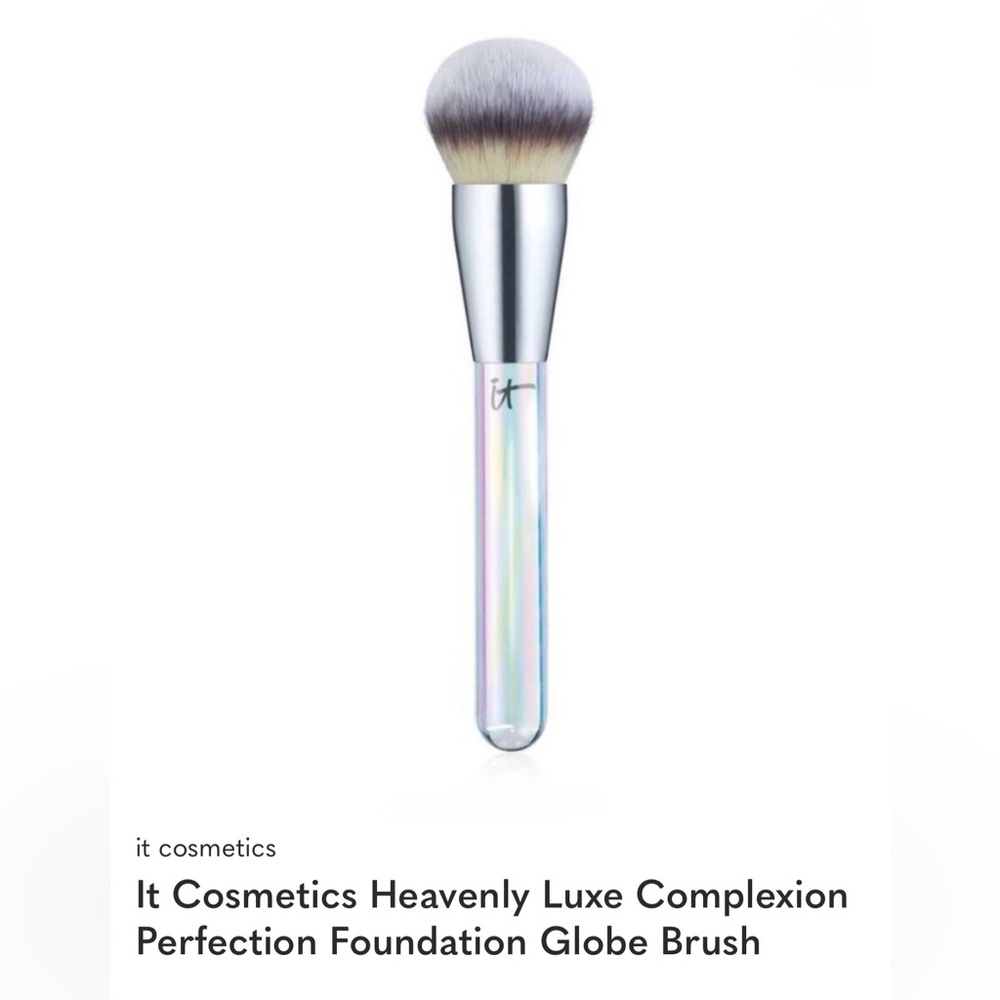 IT Cosmetics Complexion Perfection Foundation Globe Brush_NEW in  Sealed  Tube